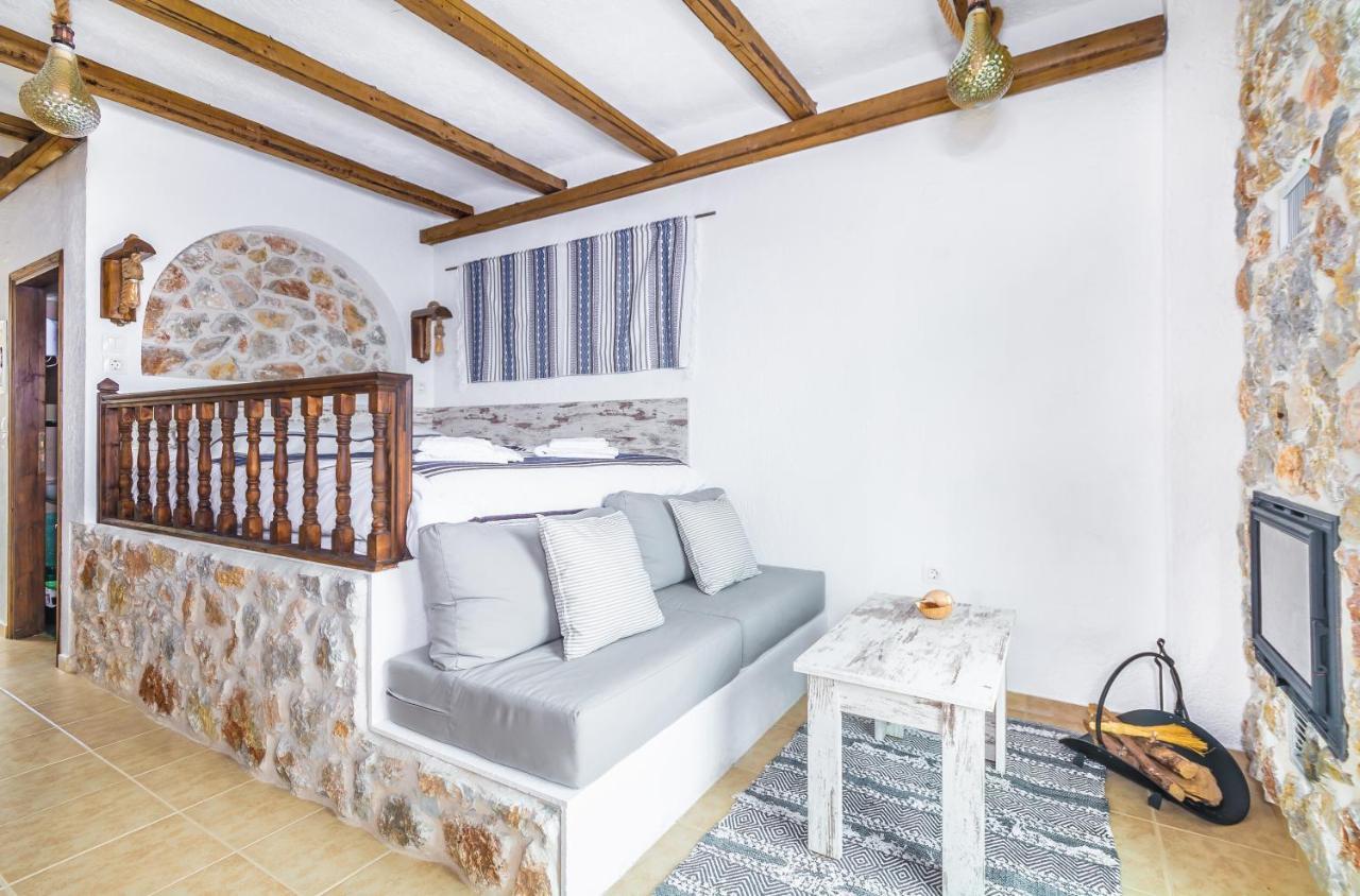 Limeri Traditional Guest House Monolithos  Exterior photo